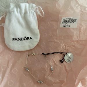 NWT Pandora Pave Love Pods Bracelet 7”